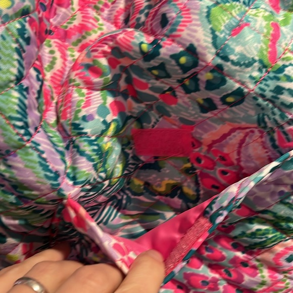 Lilly Pulitzer Quilted String Backpack - Picture 6 of 9